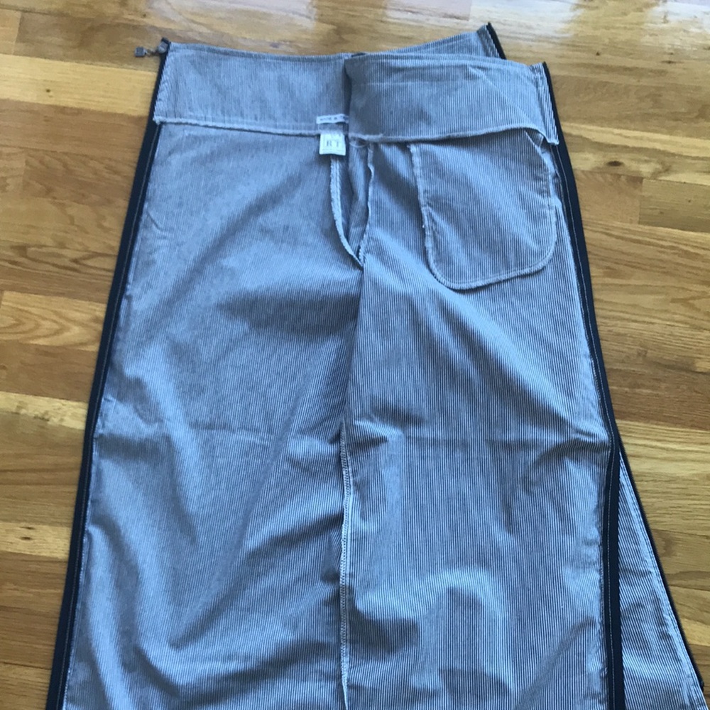 Pants - Picture 4 of 8